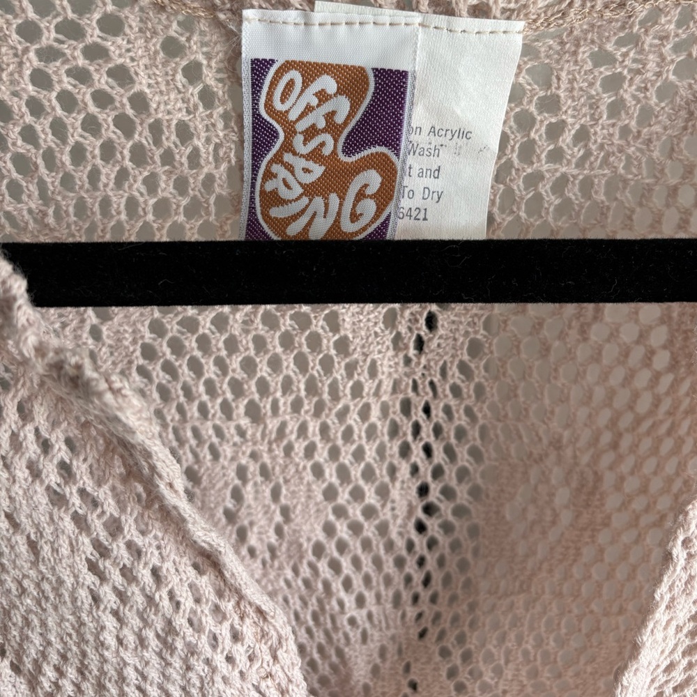 Vintage 70s Crochet V-Neck Top - Picture 5 of 11